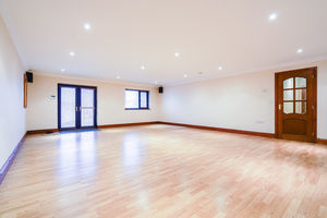 Photo 14- click for photo gallery